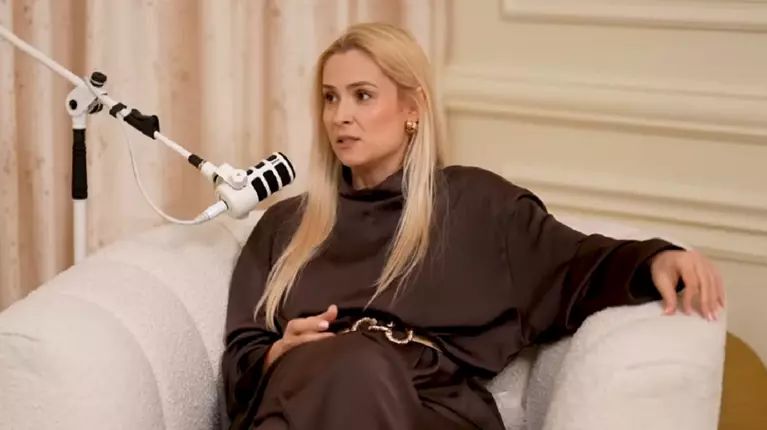 Elena Vîșcu, dezvăluiri dureroase despre divorțul de CRBL și suferința fiicei lor, Alessia. "A fost rău!" De ce a decis să plece cu fata în Chișinău