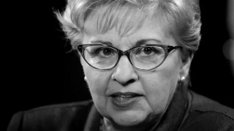 Jurnalista Brîndușa Armanca a murit la 72 de ani.„S-a bătut pentru libertatea de exprimare și dialog”