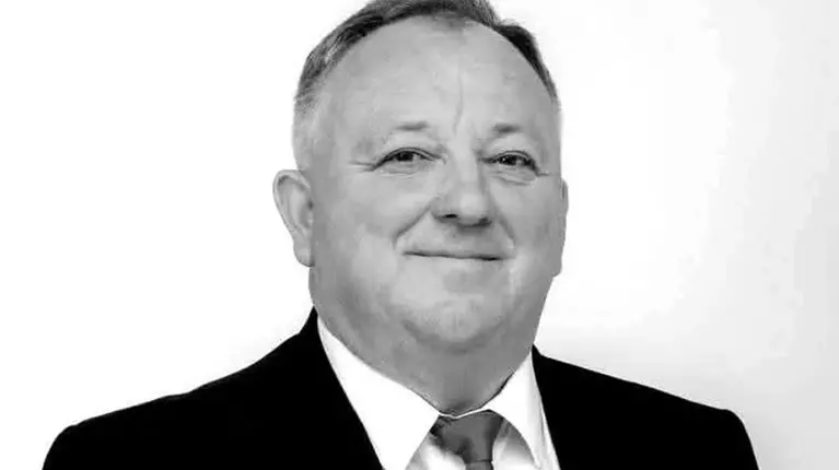 Primarul Damian Diniș din Hunedoara a murit după ce un tractor s-a răsturnat peste el