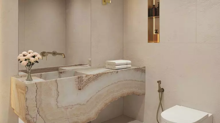 Glass, light & space: formula unei băi moderne care pare mai mare
