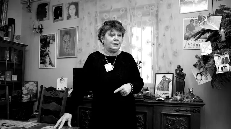Primele imagini de la priveghiul Ancăi Pandrea. Ce se află la căpătâiul sicriului