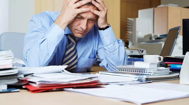 Renunțarea la nicotină fără surprize: simptome tipice, durata lor și factorii de risc ai recidivei fumatului
