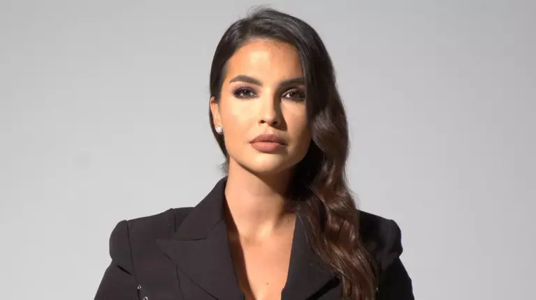 Sandra Mutu a început filmările la pupitrul știrilor Antena Stars: „Nu-mi spuneți că nu am zâmbit suficient, știu” 