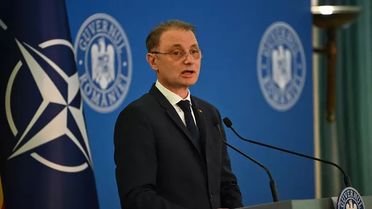 Premierul Luca Niculescu evită să garanteze că nu vor crește taxele: "Vedem cum stăm cu cifrele până la finalul anului!" Ce spune despre Pilonul 2 de pensii