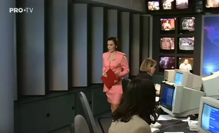 Andreea Esca, poze de colectie Pro TV (3)