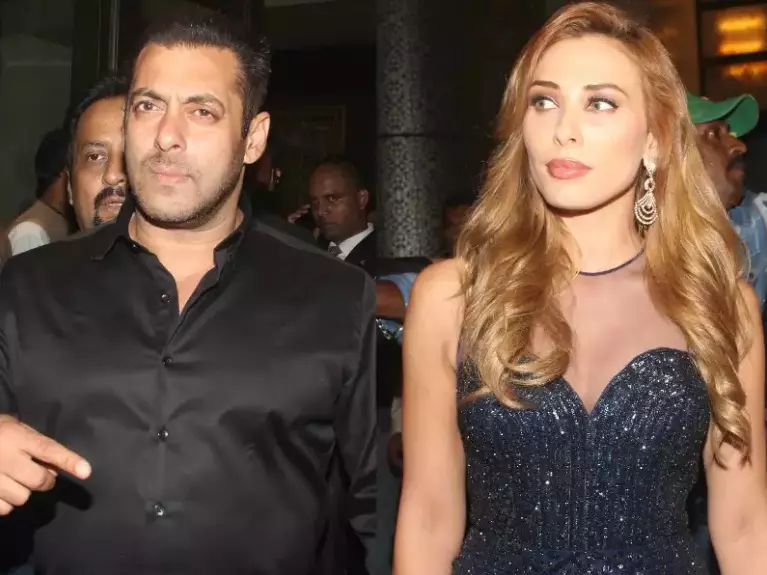 Iulia Vântur și Salman Khan