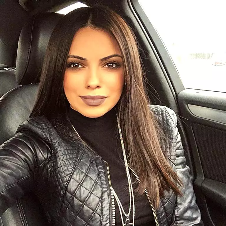 Cosmina-Adam-Jador-1