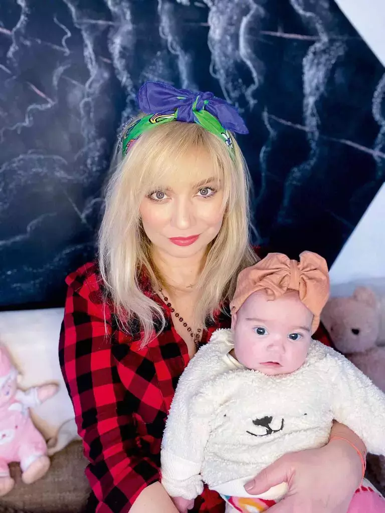 Cristina-Cioran-2-2-768x1024-1