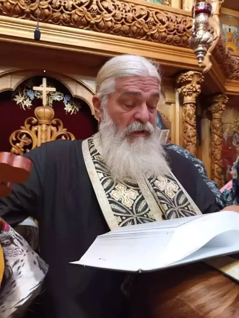 preotul-calistrat-a-lovit