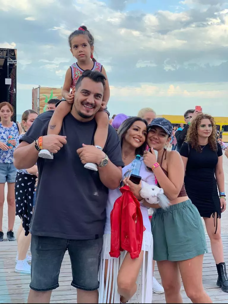 Bursucu-intalnire-surpriza-pe-holurile-televiziunii-unde-lucreaza.-„I-am-auzit-vocea-evident-ca-i-am-recunoscut-o-3