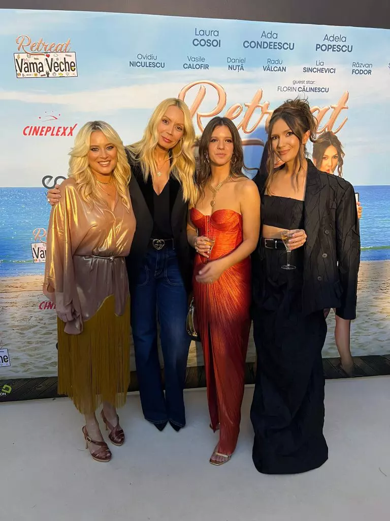 daciana-sarbu-ada-adela-si-laura-768x1024-1.jpg