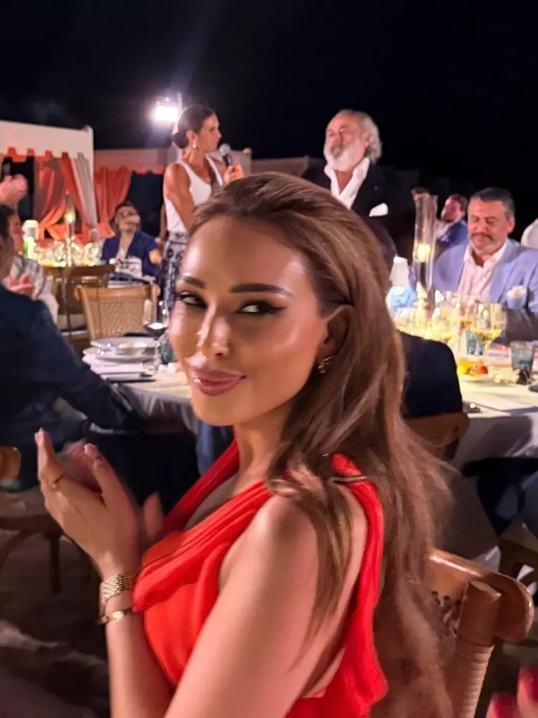Iulia Vântur a împlinit 46 de ani și a avut parte de o aniversare de vis. Ce surprize i-au pregătit cei apropiați: "Cel mai frumos lucru din lume..."