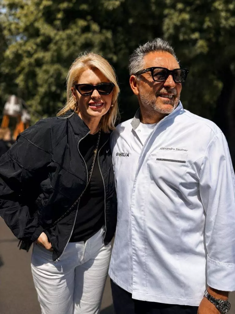 Care era numele lui Alexandru Sautner, înainte de prima căsătorie: „M-am măritat”. Celebrul chef a păstrat numele după divorț