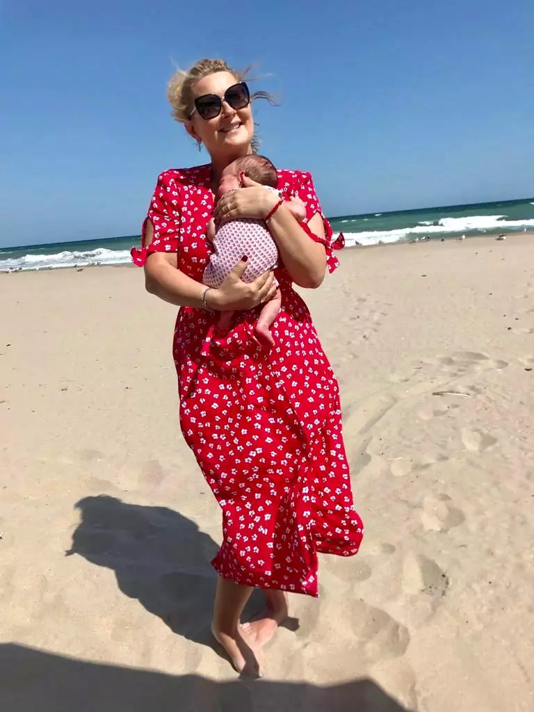 Alessandra Stoicescu a născut acum o lună