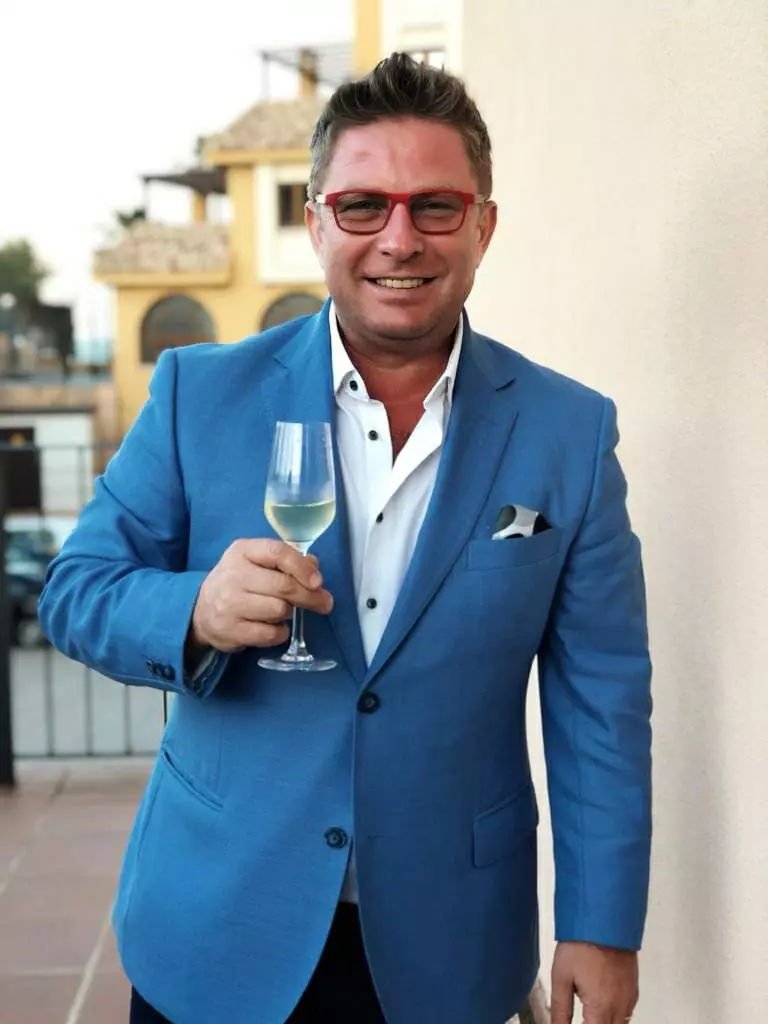 Pavel-Bartoș-prezintă-Masked-Singer-sezonul-2-6