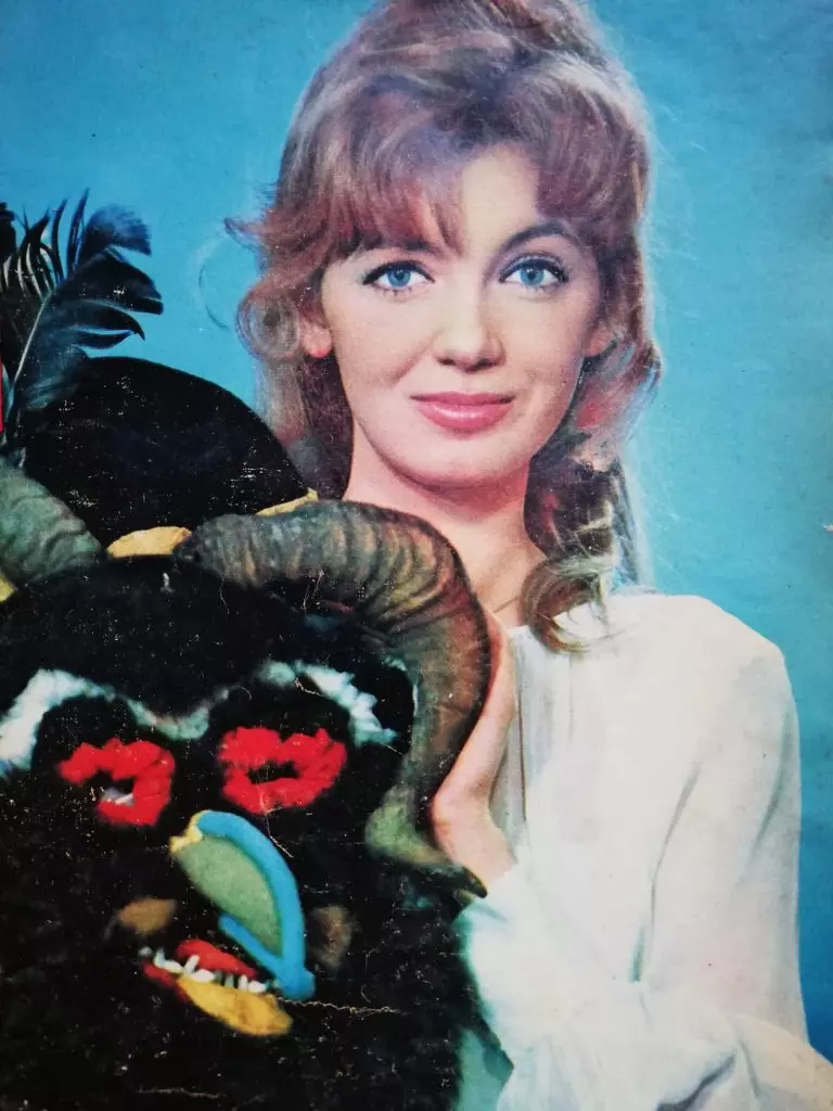 Cezara-Dafinescu5-2-768x1024