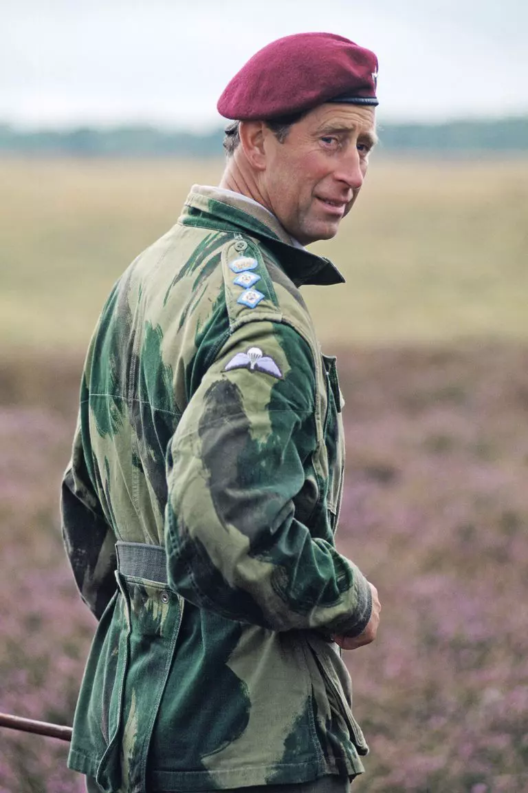 hbz-prince-charles-1994-gettyimages-52118173-1541543059