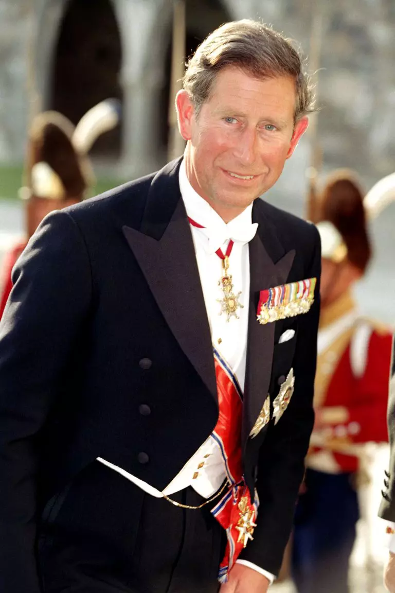 hbz-prince-charles-1997-gettyimages-158098069-1541543052