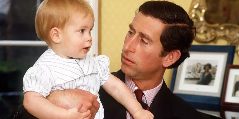 hbz-prince-charles-1985-gettyimages-52103393-1541543008