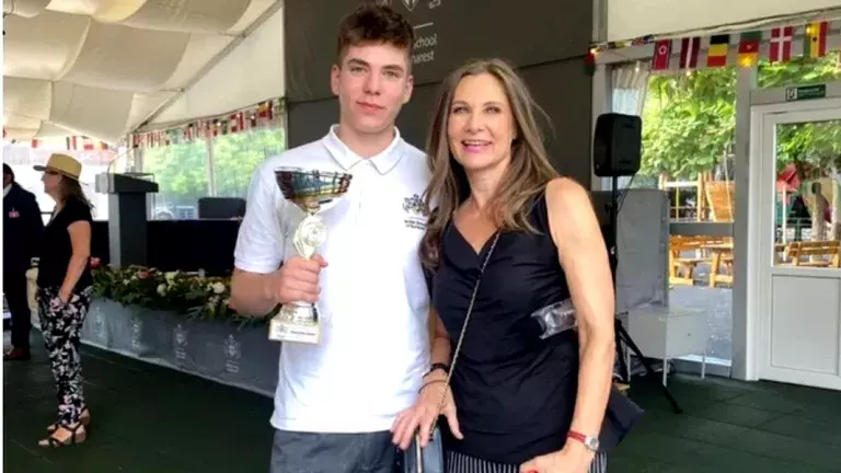 Romita Iovan si fiul ei