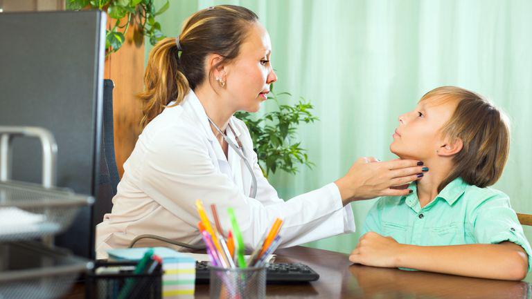 4 Semne Ca Trebuie Sa Consulti Un Endocrinolog Pentru Copilul Tau Revista Baby Pentru Părinti și Copii