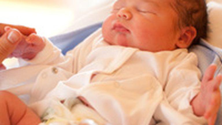 Nou Nascutul In Primele Ore De Viata Revista Baby Pentru