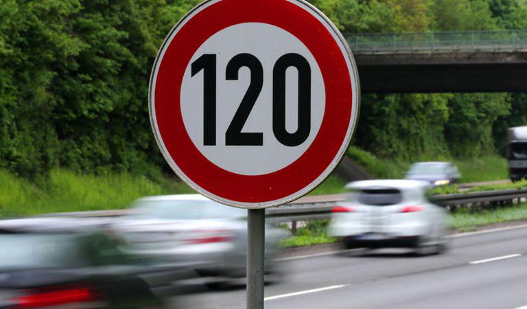 Oficial: limita de viteză pe drumurile express va fi mărită la 120 km/h