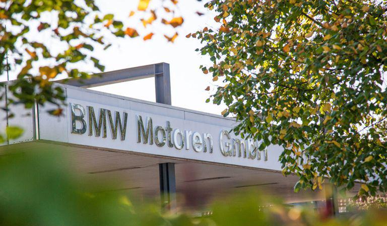 Natura înconjurătoare va fi protejată activ de uzina BMW din Steyr, unde va fi produsă o nouă generație de propulsii electrice.
