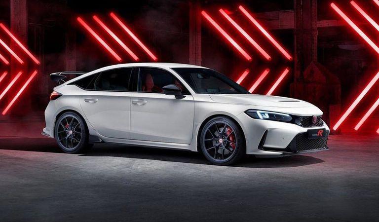 De la SUV eco, la hot-hatch: Honda România prezintă noile modele Civic e:HEV și Civic Type R la Salonul Auto București