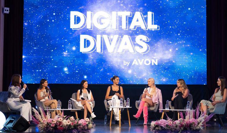 Digital Divas te așteaptă la festivalul frumuseții libere