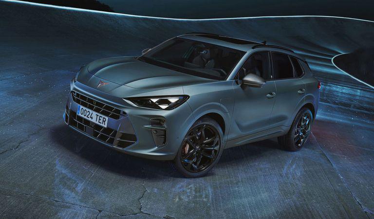 Hibridizare avansată plus personalizare premium: Cupra Terramar demarează în forță pe piața SUV-urilor compacte.