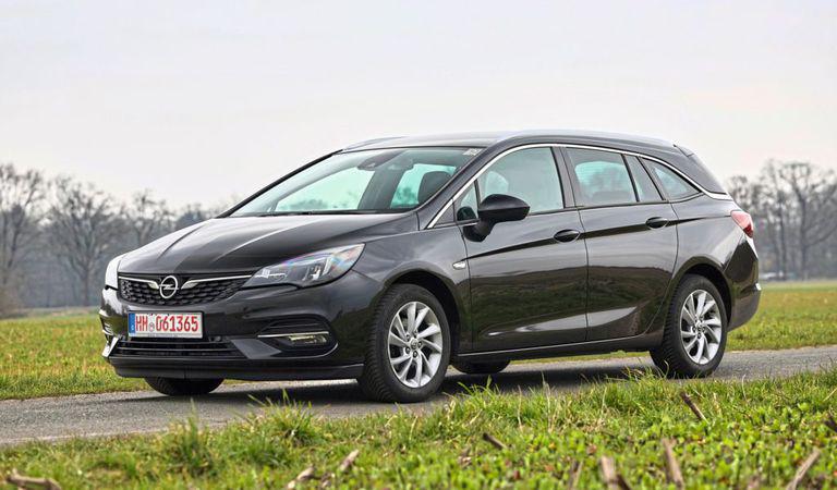 Opel Astra: Practic și pentru profesioniști