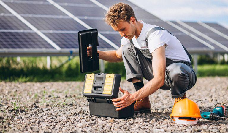 (P) Materiale recomandate în structura sistem prindere panouri fotovoltaice pentru durabilitate sporită
