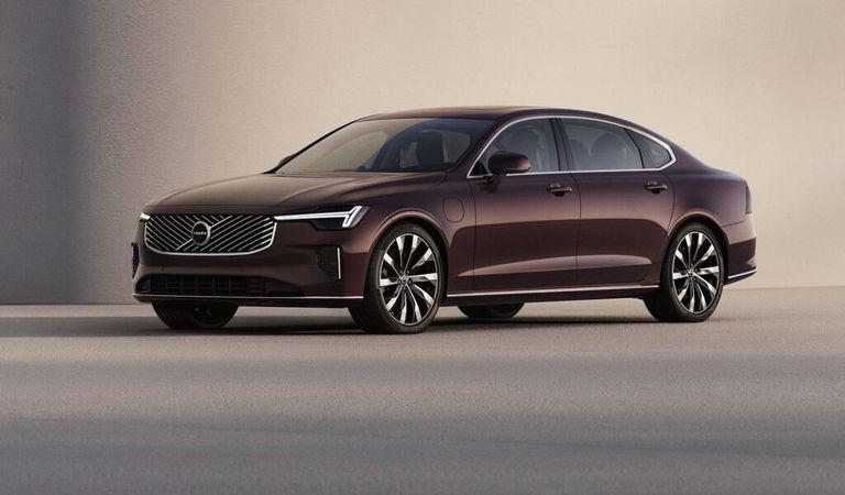 Evoluție amplă pentru sedanul de vârf al mărcii suedeze: Volvo S90 se ridică acum la o nouă cotă de rafinament.