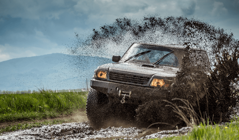 (P) Protecția caroseriei în off-road: Ce aleg pasionații de overlanding și 4×4?