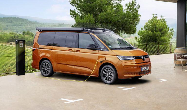 Ediție specială VW California Energy, la 20 de ani de la prima variantă profilată pe camping estival VW California Beach