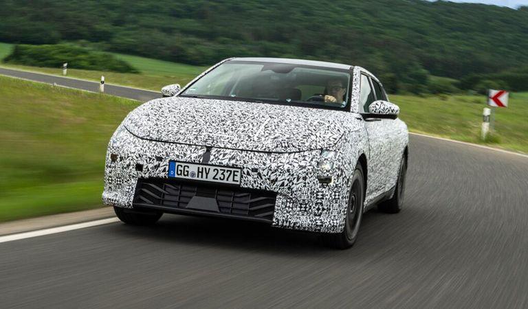 Test de anduranță extrem cu Kia EV4 pe Nürburgring, rezultatele arătând cât de mult a avansat tehnologia BEV a zilelor noastre