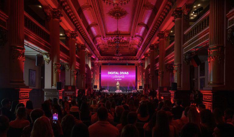 Descoperă câștigătorii Digital Divas Awards 2025