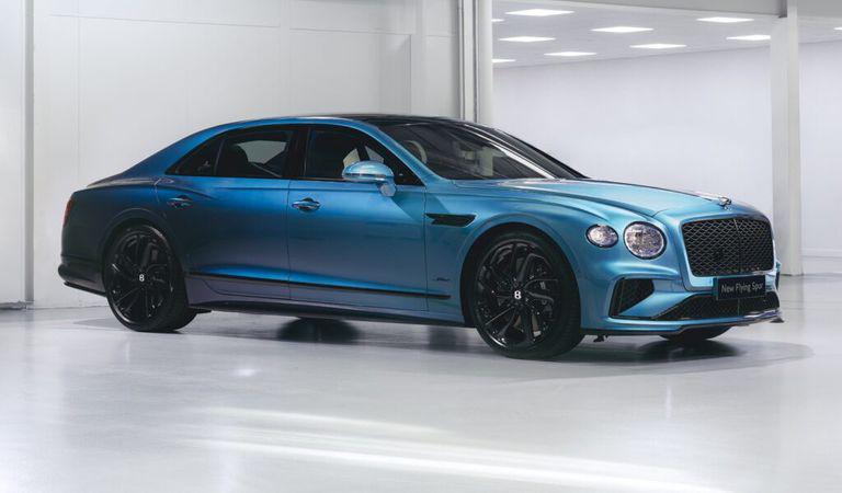 Primul exemplar Bentley Flying Spur Ombré: exotica tratare cromatică o fost adoptată în catalogul opțiunilor Mulliner