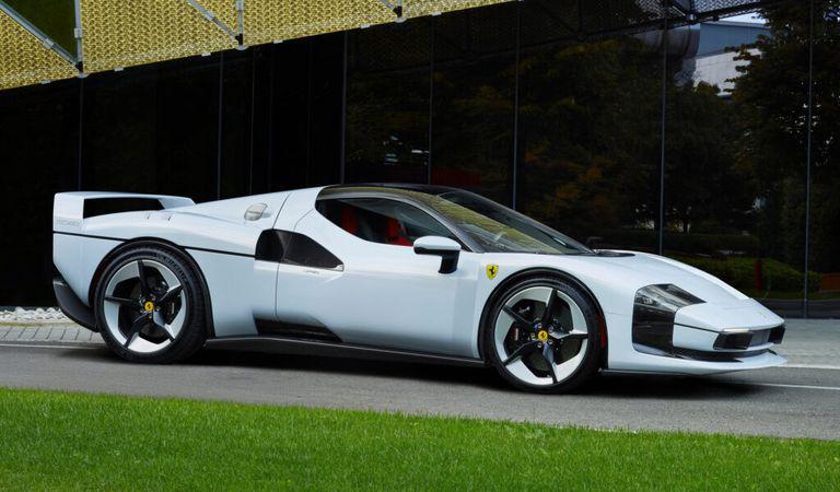 Ferrari SC40, unicatul care nu duce mai departe viziunea Ferrari, dar dezvoltă teme notorii din trecut în manieră diferită