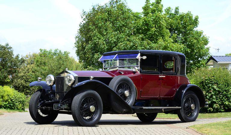 Legenda luxului incomparabil pe roți a împlinit 100 de ani: Rolls-Royce Phantom, o moștenire culturală inestimabilă