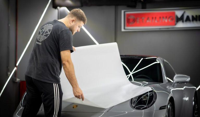 (P) Cum alegi atelierul potrivit pentru montajul foliei auto transparente (PPF)