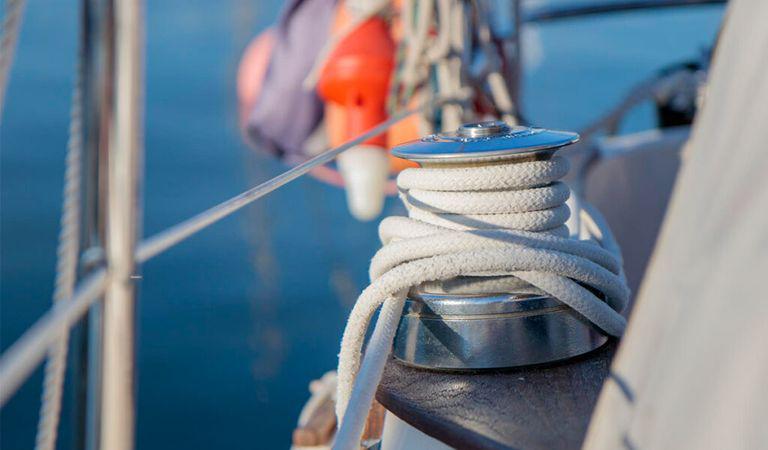 (P) Unde găsești o pregătire nautică completă și de calitate?