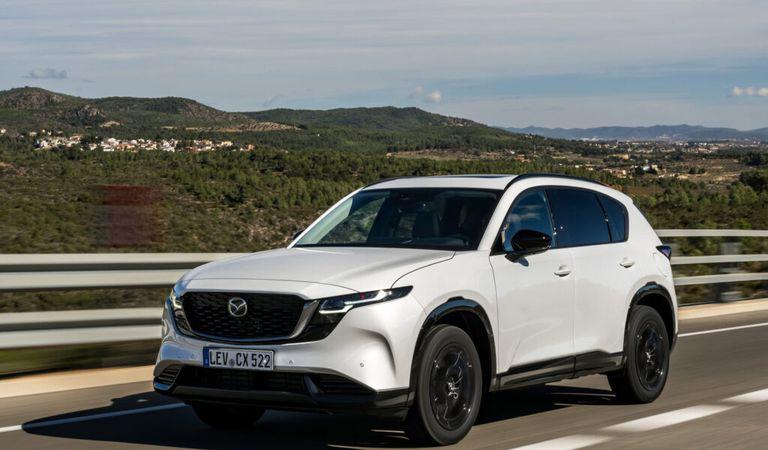 Tratarea evolutivă a stilului pentru noua Mazda CX-5 implică un accent semnificativ pe identitate, cu rafinament inclus