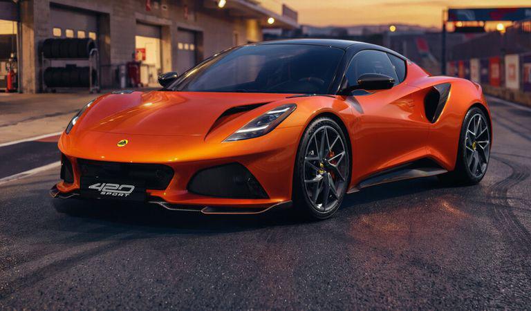 Manieră proprie de a spune „să nu divagăm de la temă”: Lotus Emira 420 Sport, pentru cine ar tinde să uite ce sunt mașinile sport