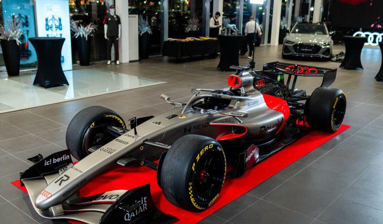 Weekend dedicat performanței în showroom-ul Audi din centrul Porsche Pipera: RS 5 și monopostul Audi F1, expuse pentru public