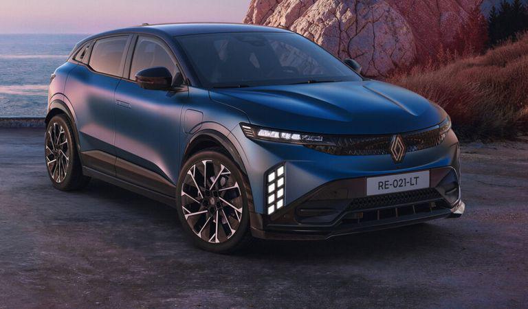Ajuns la faza a doua a carierei comerciale, Renault Megane E-Tech impresionează prin upgrade-uri și o atitudine matură