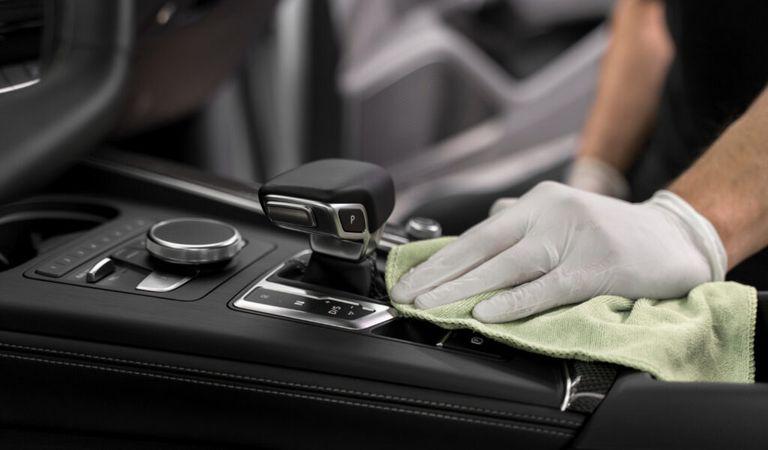 (P) Secretul din spatele unui interior impecabil: 5 pași simpli pentru detailing auto acasă