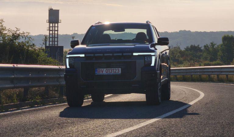 Ai vrea o rețetă tradițională, sigură, dar și cu ceva nou? Aici, noul KGM Musso Grand 2.2 XDi 4×4 e recomandarea noastră