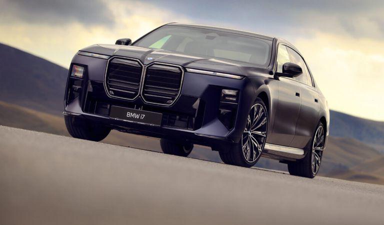 Surf pe valul tehnicii digitale de vârf: BMW Seria 7, lansat în România prin evenimentul tematic HiFi Tech Magic
